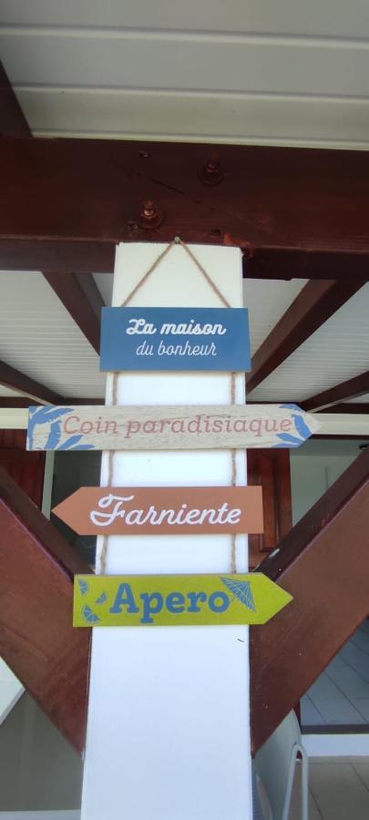 Maison 2 Chambres Avec Jardin Kahouanne エクステリア 写真