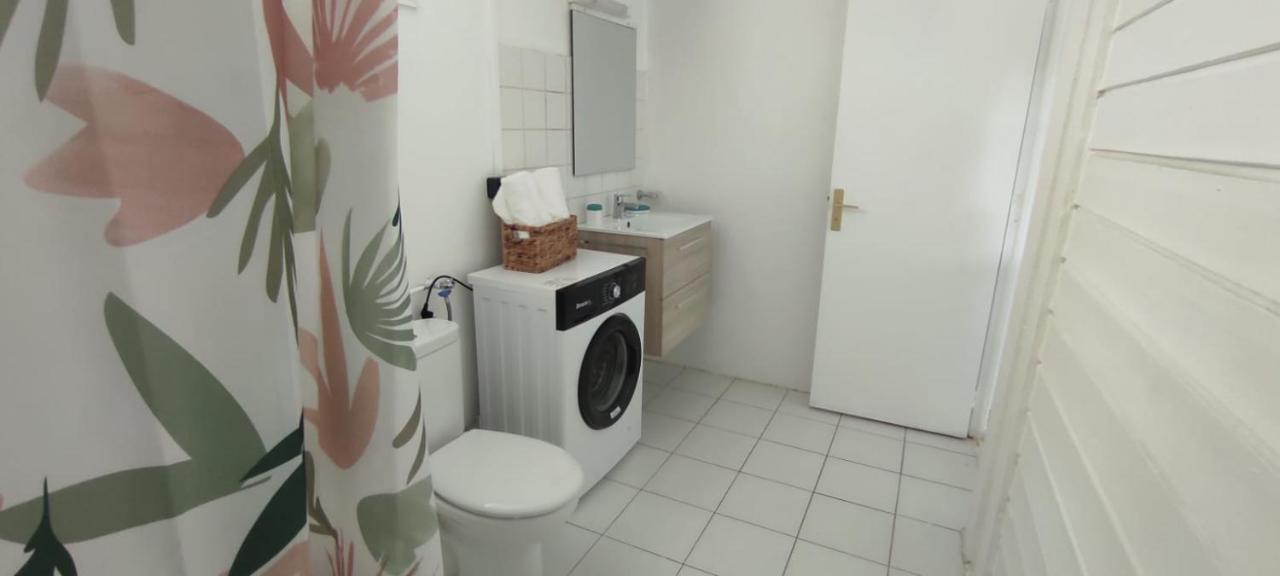 Maison 2 Chambres Avec Jardin Kahouanne エクステリア 写真