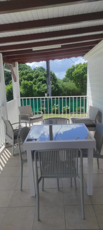 Maison 2 Chambres Avec Jardin Kahouanne エクステリア 写真